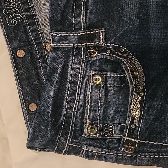 Jeans - Picture 4 of 6
